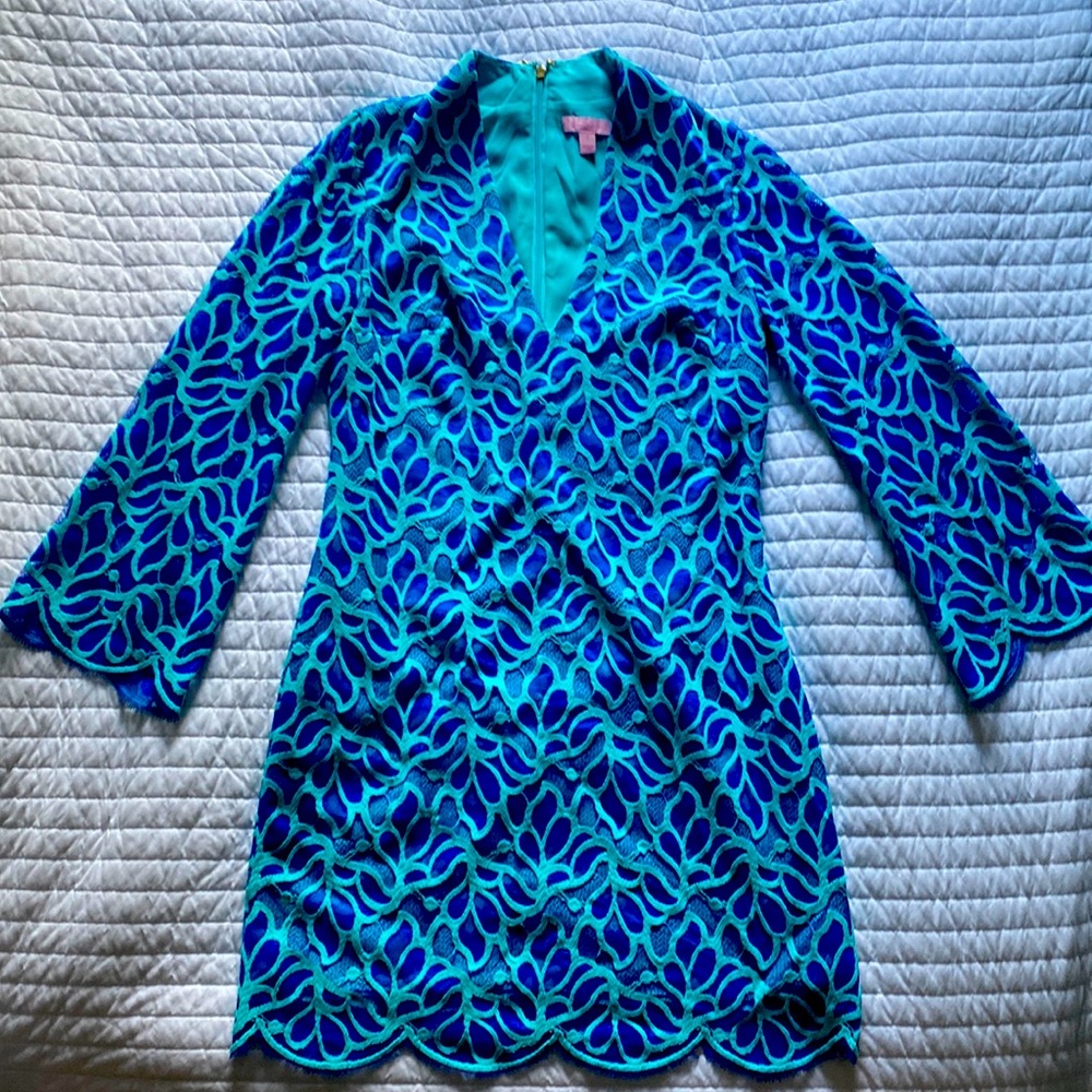 Lily Pulitzer  blue lace sheath dress